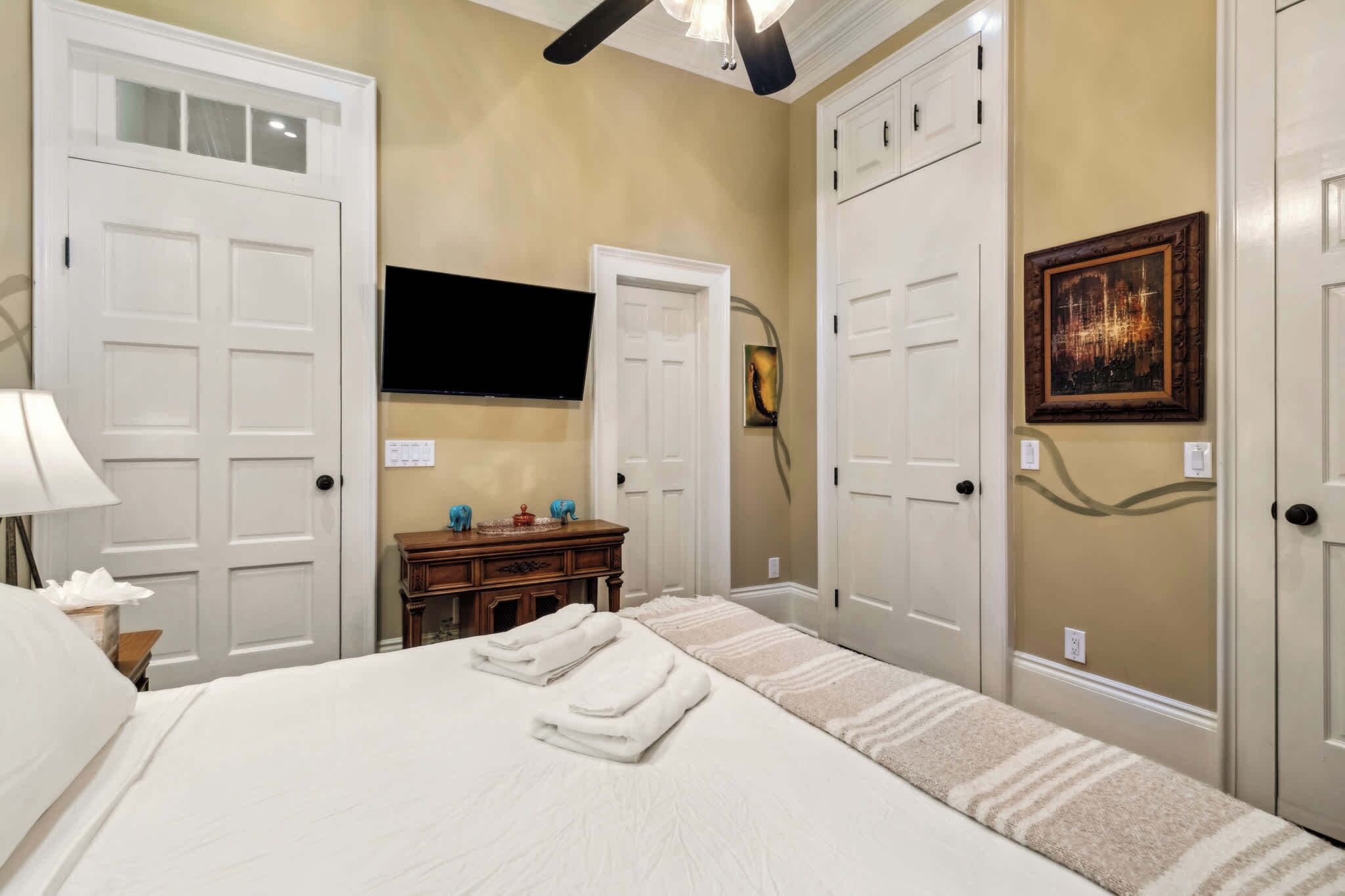 2 bedrooms, iron/ironing board, travel crib, WiFi