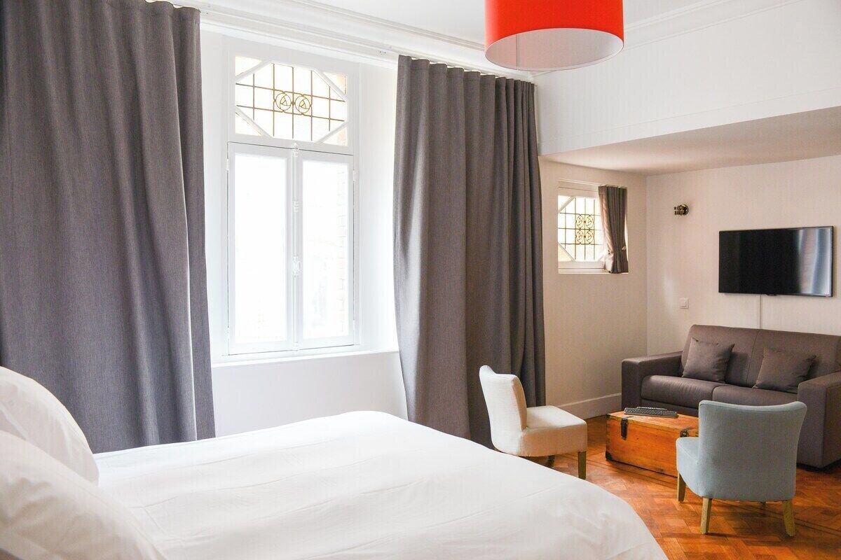 4 bedrooms, iron/ironing board, travel crib, WiFi