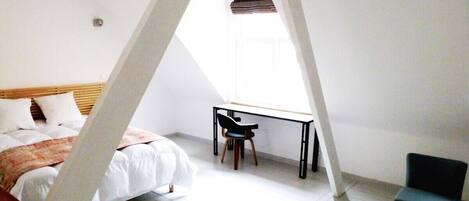 4 bedrooms, iron/ironing board, travel crib, WiFi