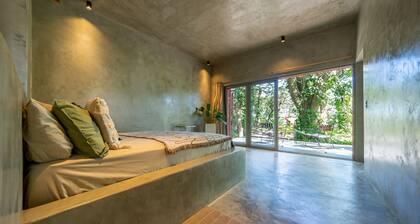 Stylish Jungle Cabin â Riverfront Retreat with Hammocks & Wi-Fi