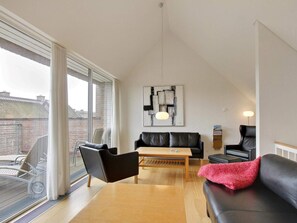 House | Interior - 4 Person Holiday Home on a Holiday Park in Romo (Rømø)