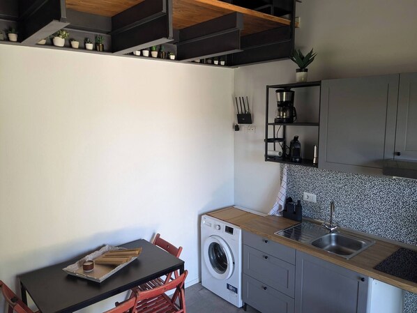 Huoneisto, 2 makuuhuonetta, esteetön | Pesulapalvelu