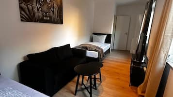 2 Schlafzimmer, Bügeleisen/Bügelbrett, WLAN, Bettwäsche
