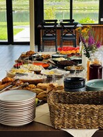 Desayuno buffet incluido todos los días 