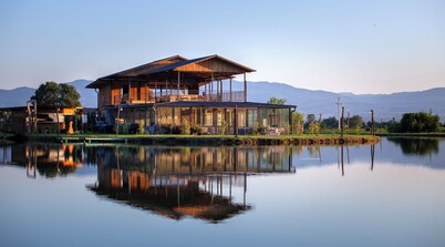 Moretoni Lake Resort
