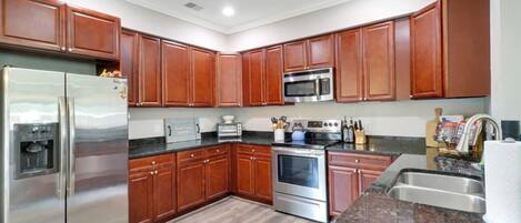 ميكروويف، موقد طهي مسطح، غسالة أطباق