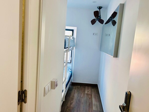 1 Schlafzimmer, Bügeleisen/Bügelbrett, kostenloses WLAN, Bettwäsche