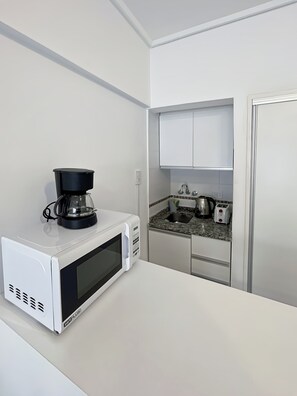 Lejlighed - 1 soveværelse - ryger - balkon | Spisestue