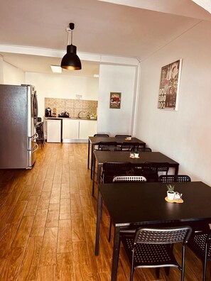 Dining - Lagos Marina- 7nightdiscount- Twin Room (Lagos)