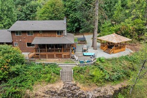 Exterior - Rocky River is a Spacious 5-bedroom house in wonderful Longview with WiFi, AC (Longview)
