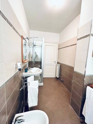 アパートメント 1 ベッドルーム バリアフリー 喫煙可 | バスルーム