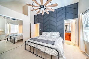 5 Schlafzimmer, Bügeleisen/Bügelbrett, kostenloses WLAN, Bettwäsche