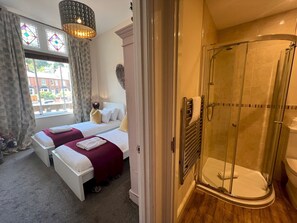 Iron/ironing board, free WiFi, bed sheets