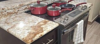 Carol's Inn #6 -1 stylish 1 bedroom 1 bathroom