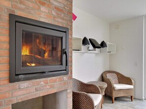 House | Interior - 4 Person Holiday Home on a Holiday Park in Romo (Rømø)