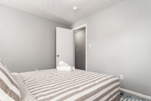 Fer et planche à repasser, Wi-Fi, draps fournis