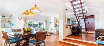 Villa Colares Retreat – Pool, Beach, Sintra