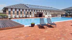 Apartment | Pool - 4 Person Holiday Home on a Holiday Park in Fano (Fano)