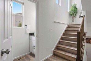 Interior - 4BR Home | Prime Location by DIA & Med Center (Commerce City)