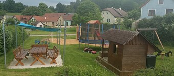 Frühstückspension Alte Volksschule Heinrichs: Zimmer mit Bad