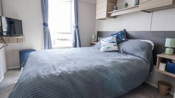 2 bedrooms, individually decorated, individually furnished, free WiFi