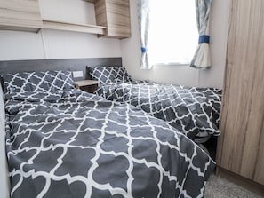 2 bedrooms, individually decorated, individually furnished, free WiFi