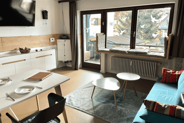 In summer, you will receive a free cable car ticket with your booking.