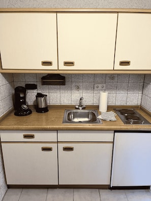 Kühlschrank, Herdplatte