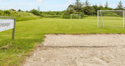 6 Person Holiday Home on a Holiday Park in Hanstholm