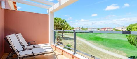 Villa, 2 chambres, fumeur, accĂšs Ă la piscine | Balcon