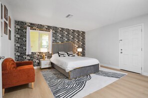 7 camere, Wi-Fi, lenzuola