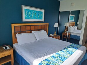 Bügeleisen/Bügelbrett, WLAN, Bettwäsche