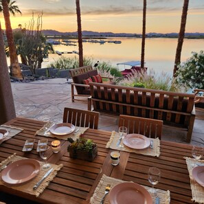 Outdoor dining