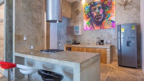 Mikrowelle, Ofen, Herdplatte, Geschirrspüler