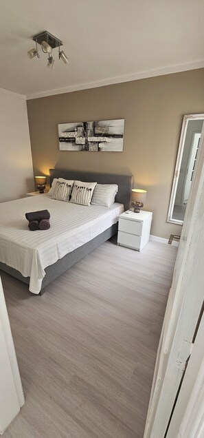 2 bedrooms, iron/ironing board, WiFi, bed sheets - River View Apartment - Newly Renovated in the Heart of Tavira (Tavira)