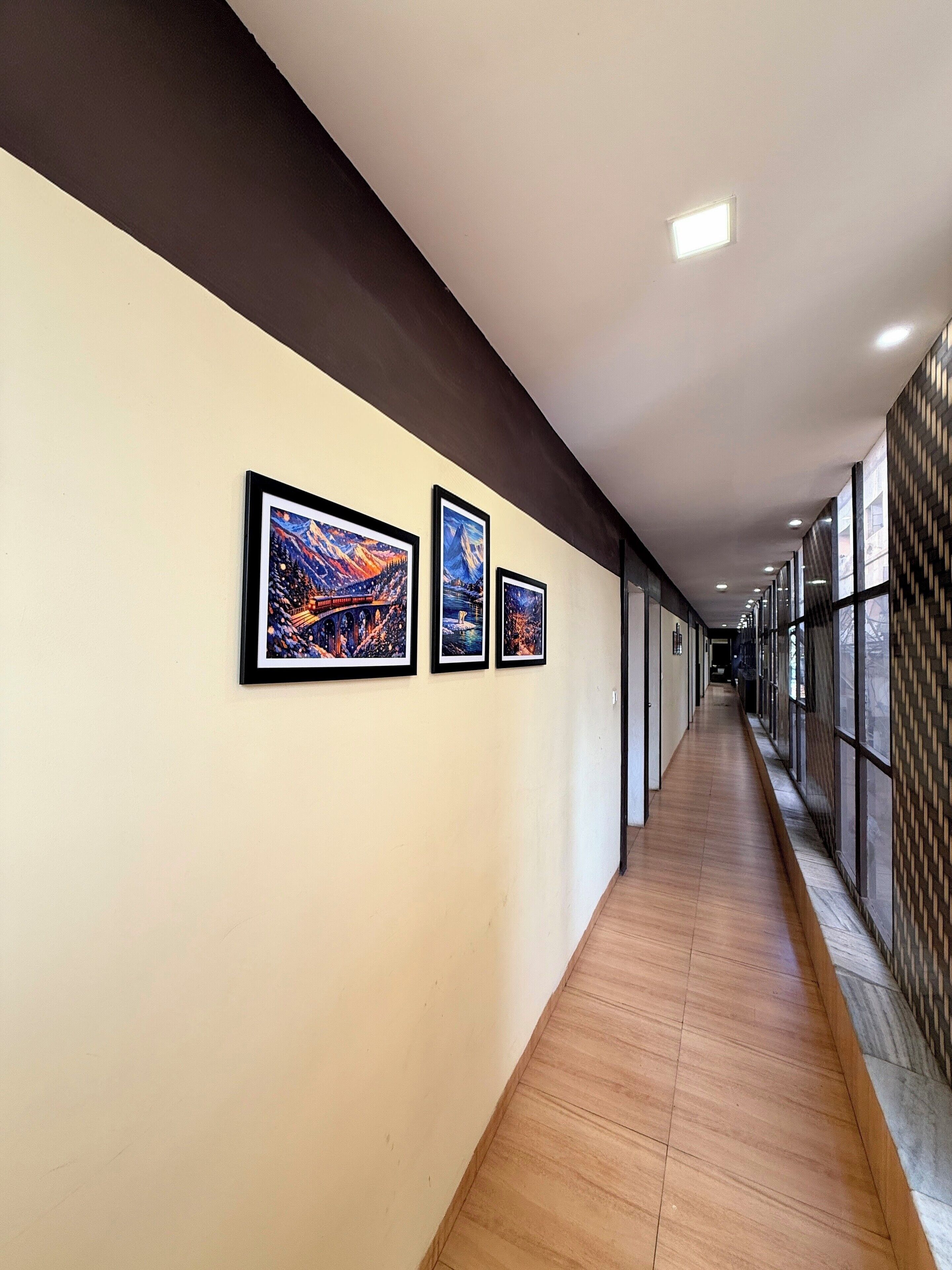 المنشأة من الداخل