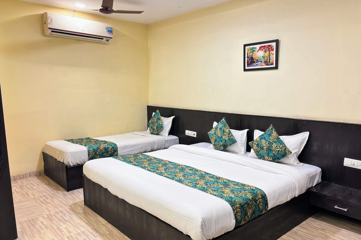 Premium Studio Suite, City View