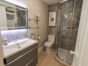 Shower - Olive Cottage (Kirkby Stephen)