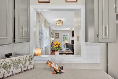 Charming 2-bedroom townhome in great location offering all the comforts of home.