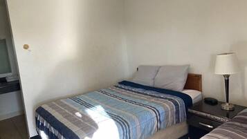 Basic Double Room | Free WiFi