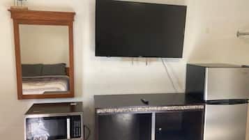 Quarto casal básico | Wi-Fi de cortesia