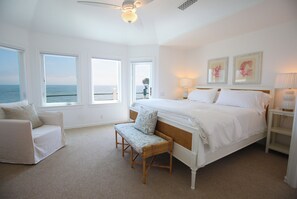 4 chambres, fer et planche à repasser, Wi-Fi, draps fournis