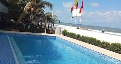 Hotel 3 Banderas Manzanillo del Mar
