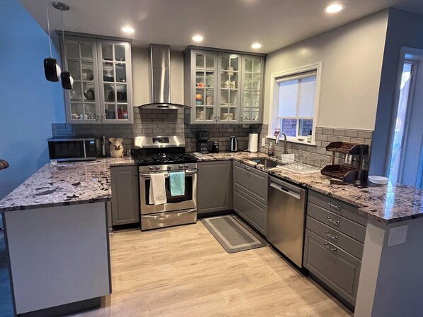 Microwave, oven, stovetop, dishwasher