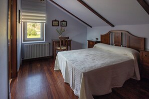 3 Schlafzimmer, Bügeleisen/Bügelbrett, WLAN, Bettwäsche