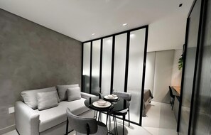 Deluxe Studio | Interior