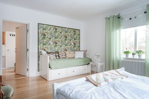 Quadruple Room | Individually decorated, individually furnished, desk, laptop workspace