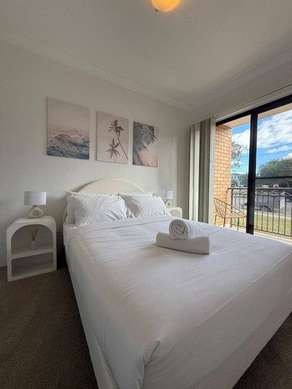 2 bedrooms, desk, iron/ironing board, travel cot
