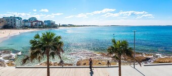 Airy Cronulla beach escape 2 bed