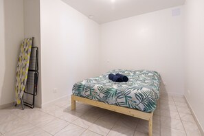 1 bedroom, iron/ironing board, free WiFi, bed sheets